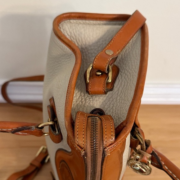 Dooney & Bourke All Weather leather Vintage Satchel Crossbody Handbag - Picture 7 of 16